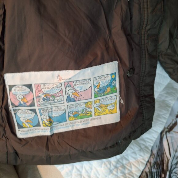 Moncler puffer jacket kids size 4 - Picture 3 of 9